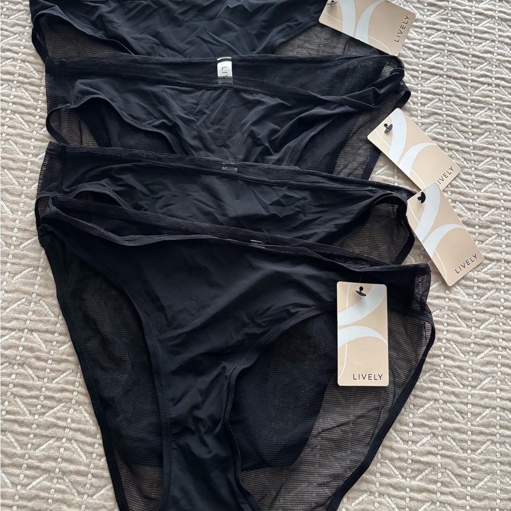 Lively Black Mesh Panties Set